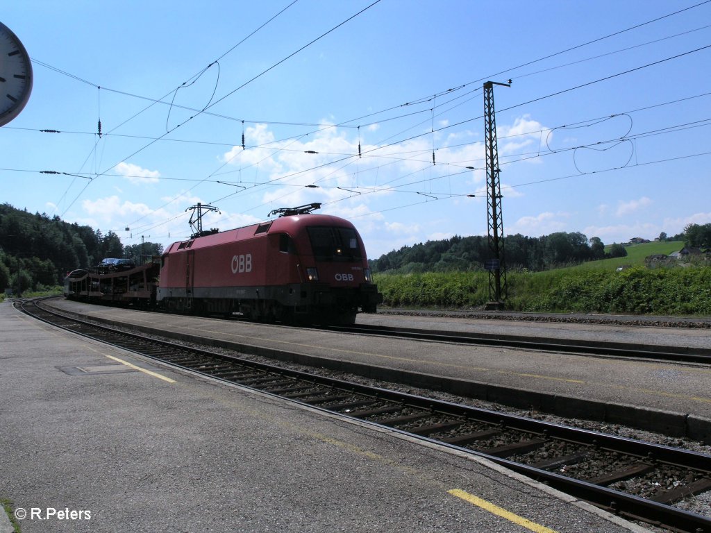 1016 006-7 zieht den EC 163 Wien Westbahnhof Transalpin durch Hellwang-Elixhausen. 13.06.09
