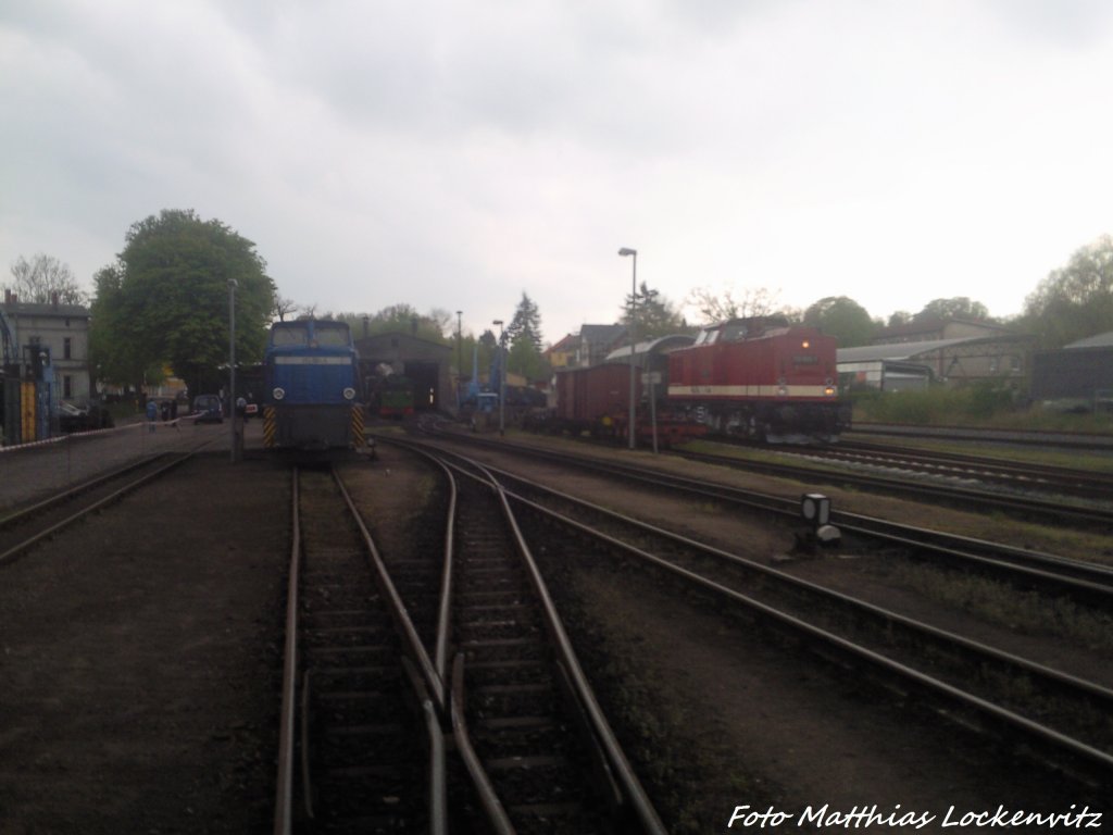 112 565-7 (DB 202 565-8) und R�BB 251 901 in Putbus am 10.5.13