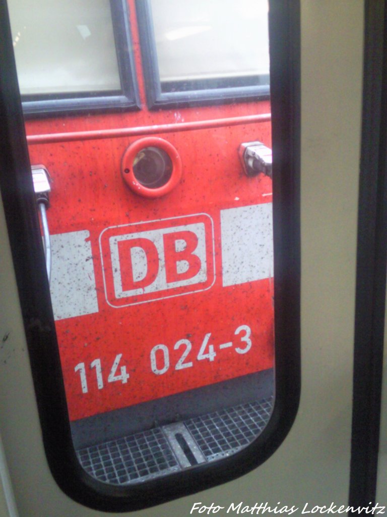 114 024-3 w�hrend Der Fahrt nach Anklam im RE3 Fotografiert am 15.9.12