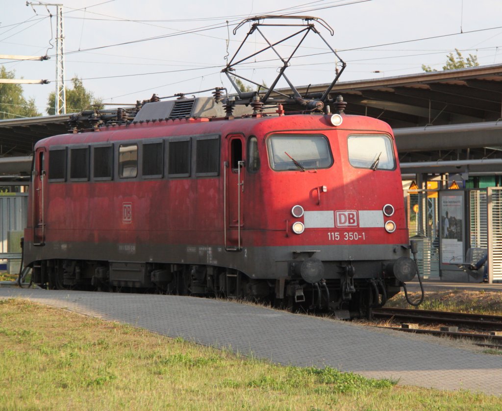 115 350-1 abgestellt im Rostocker Hbf.17.08.2012