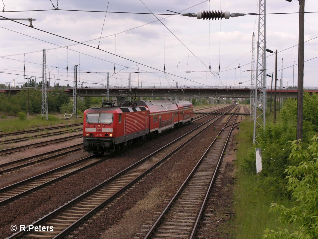 143 305-1 verlsst Eisenhttenstadt mit RB11 Cottbus. 21.05.08