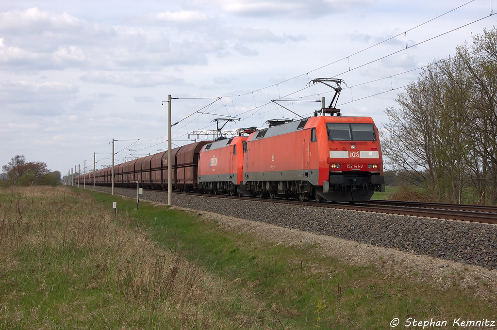 152 141-8 & 152 089-9 DB Schenker Rail Deutschland AG mit einem Falns Ganzzug in Vietznitz und fuhren in Richtung Nauen weiter. 30.04.2013