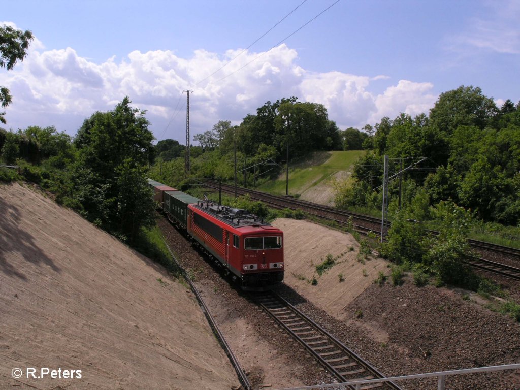 155 091-2 fhrt in Frankfurt/Oder mit ein Containerzug ein. 24.05.08