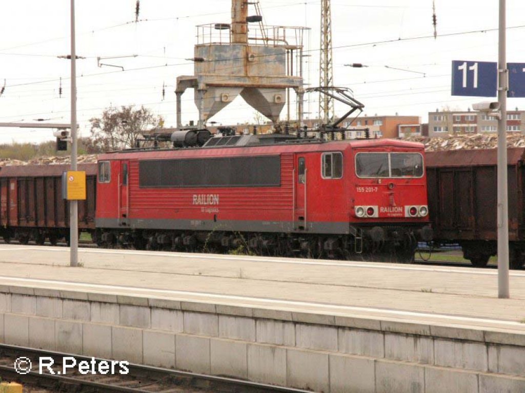 155 201-7 rckt solo aus in Richtung Oderbrcke,Frankfurt/Oder 20.04.08