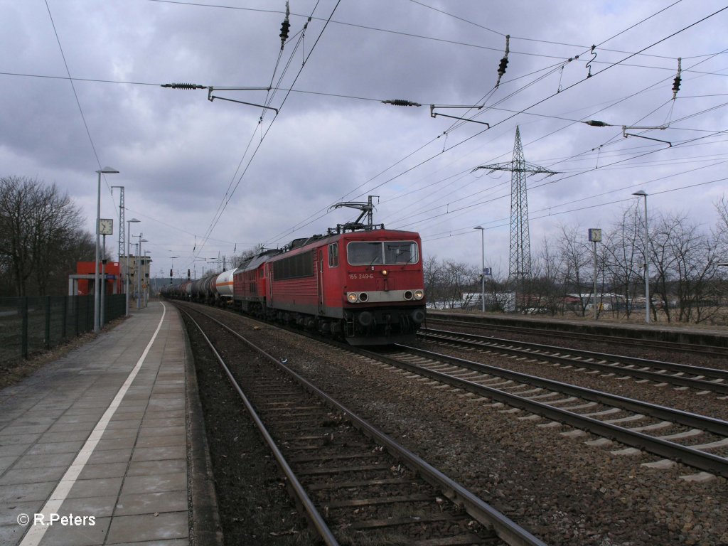 155 249-6 und 232 495 mit Kesselzug in Saarmund. 11.03.11