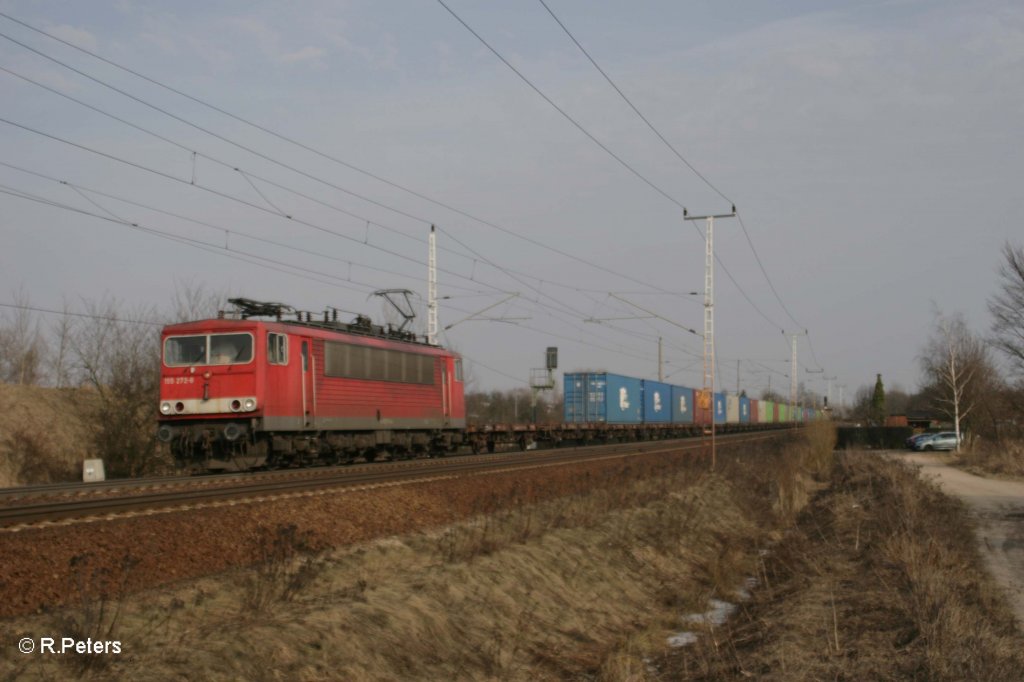 155 272-8 mit Containerzug bei Frankfurt/Oder Nuhnen. 09.03.11