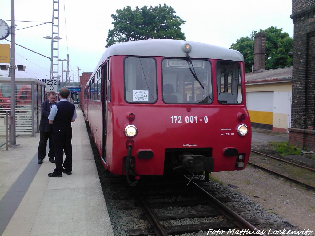 172 001-0 & 172 601-7 im Bahnhof Bergen auf R�gen am 2.6.13