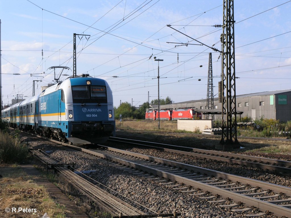 183 004 verlsst Regensburg mit den ALX37985 nach Mnchen. 27.08.09
