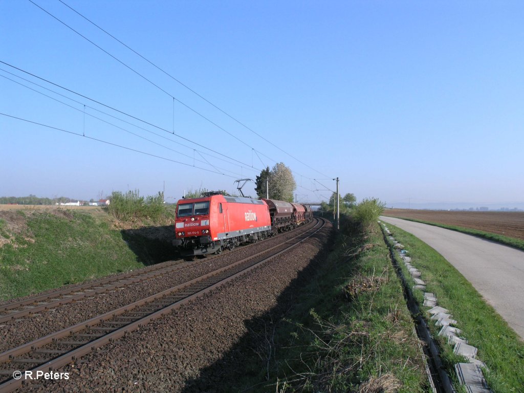 185 174-0 mit Getreidezug bei Alteglofsheim. 21.04.11
