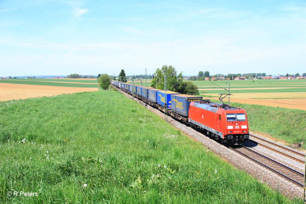 185 382-9 mit LKW-Walter bei Taimering nach Passau. 07.05.11