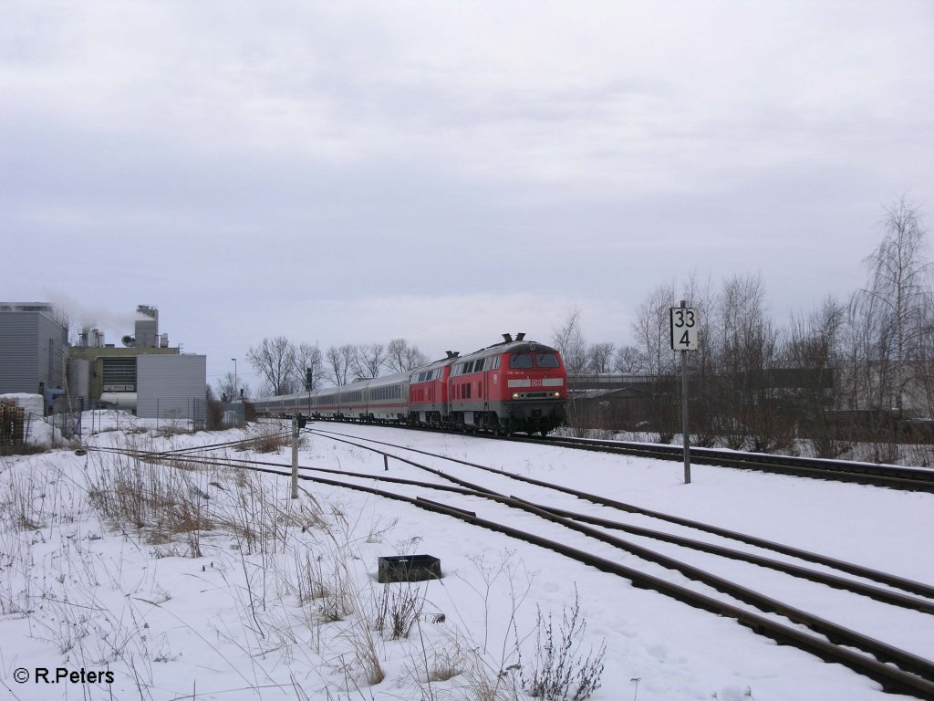 218 161-8 + eine Schwester Maschine fahren mit dem IC2012 nach Leipzig in Memmingen ein. 26.02.09
