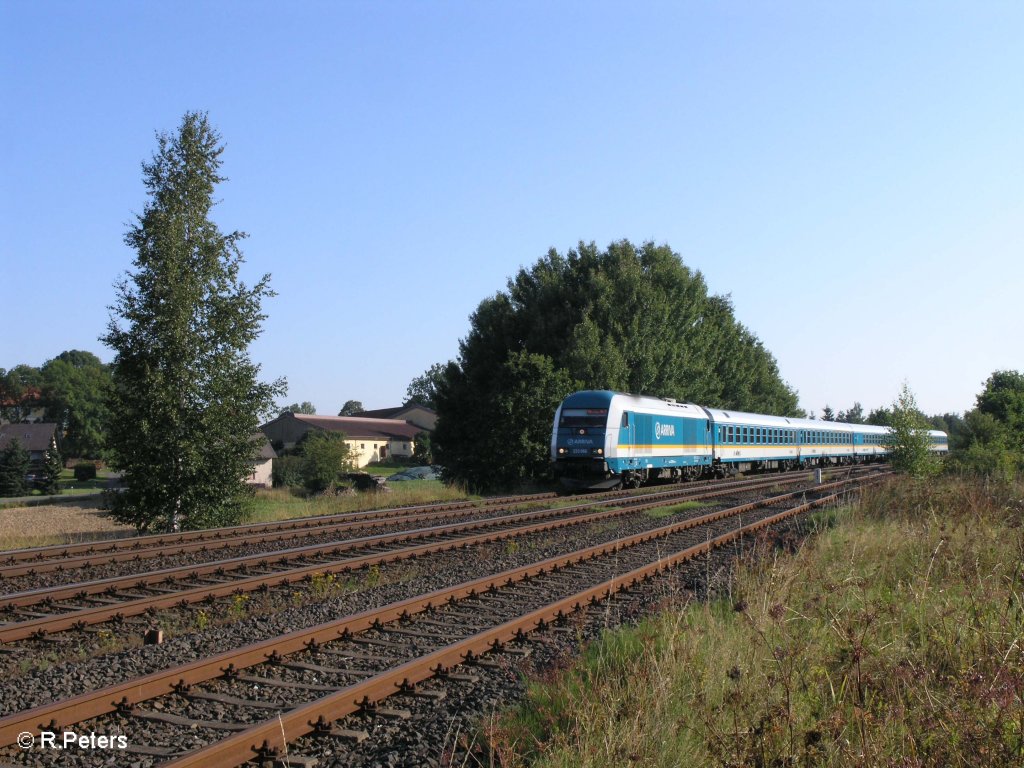 223 066 zieht bei Schnfeld den ALX37977 nach Mnchen. 05.08.09
