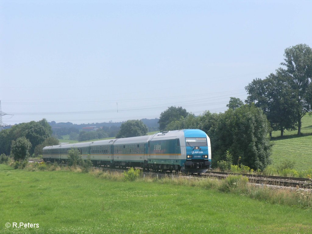 223 069 zieht kurz vor Kempten den ALX39956/38706 Lindau Oberstdorf. 01.08.09
