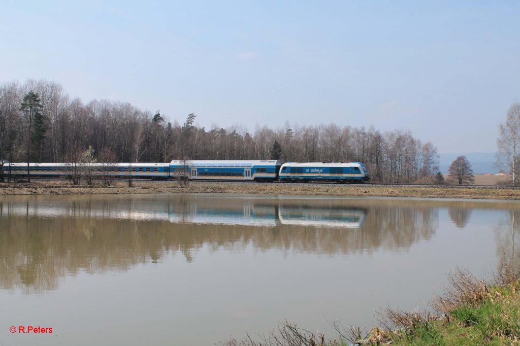 223 0xx mit dem ALX84106 Mnchen - Hof sdlich von Wiesau. 21.04.13