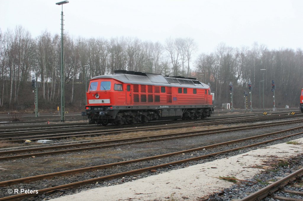 232 359-0 verlsst Marktredwitz in Richtung Cheb. 28.12.11