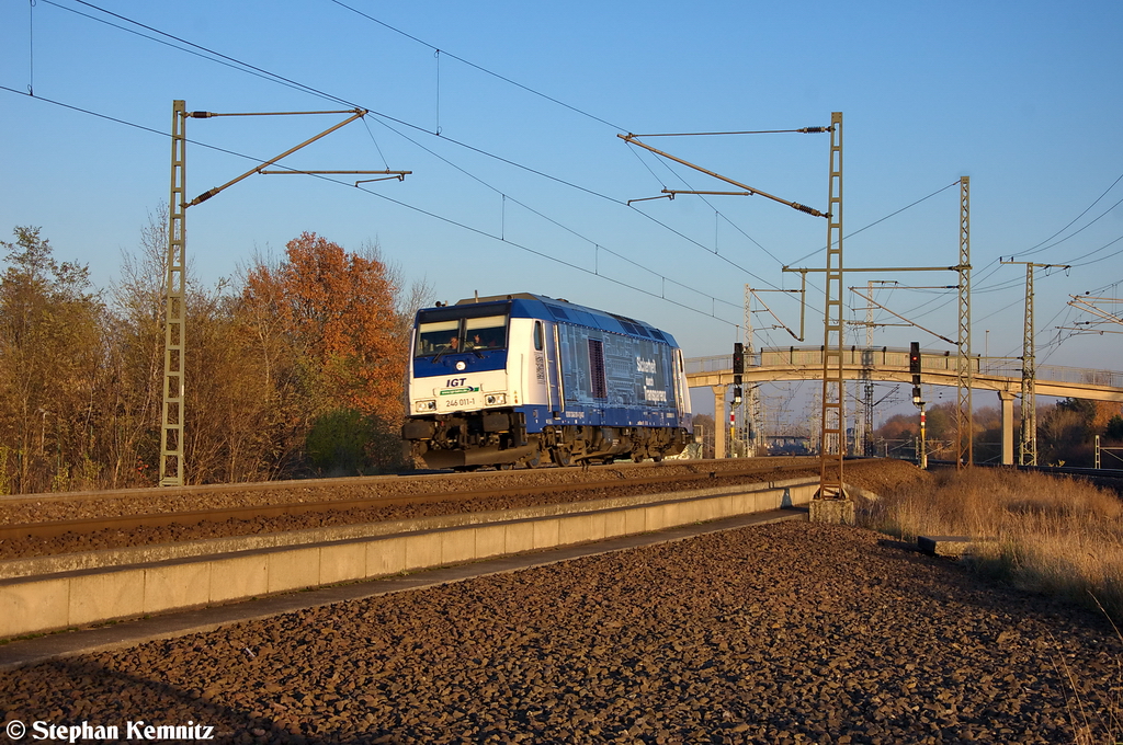 246 011-1 IGT - Inbetriebnahmegesellschaft Transporttechnik mbH fr Raildox GmbH & Co. KG kam als Lz durch Stendal(Wahrburg) gefahren und fuhr in Richtung Borstel weiter. Netten Gru an den Tf! 13.11.2012