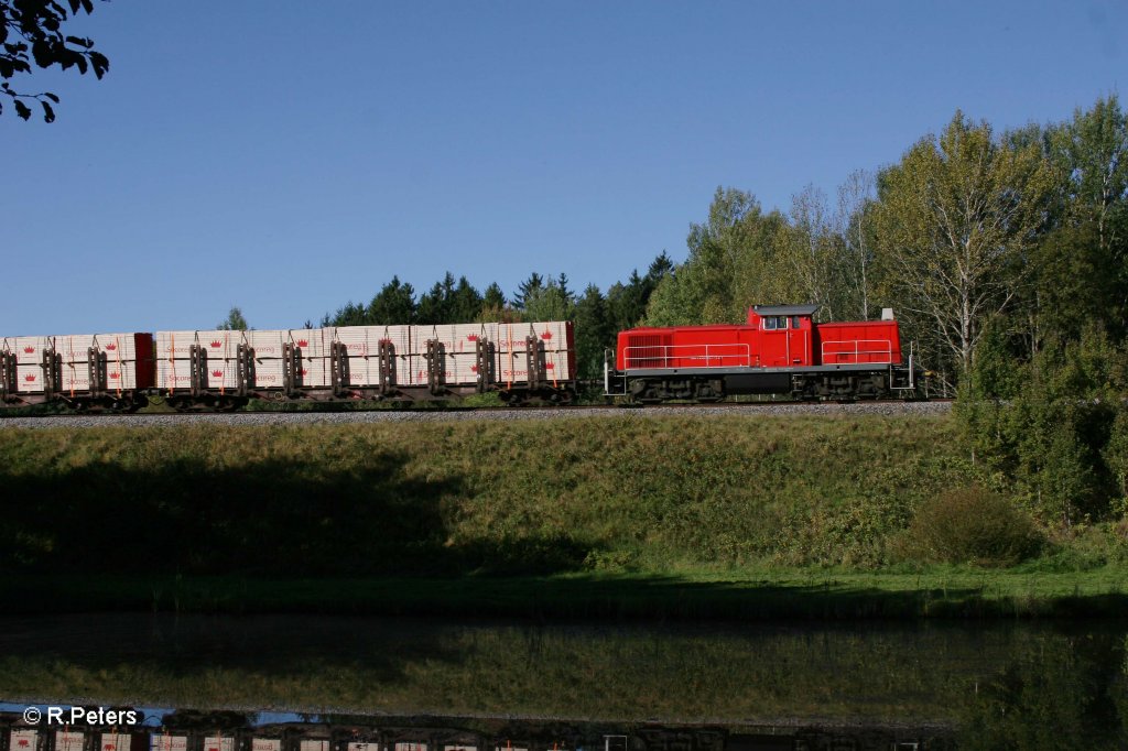 294 747-1 mit der bergabe ATW Wiesau - Marktredwitz bei Oberteich. 01.10.11