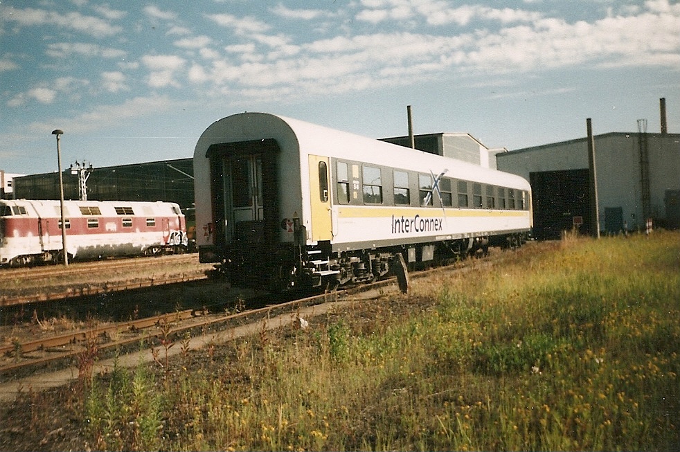 2.Klasse InterConnexwagen in Neustrelitz.