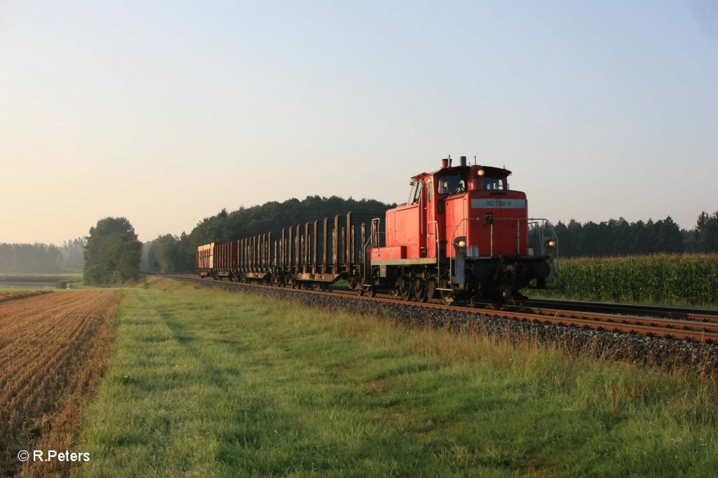 362 761-9 mit der bergabe 56897 Wiesau-Marktredwitz bei Oberteich. 23.08.11