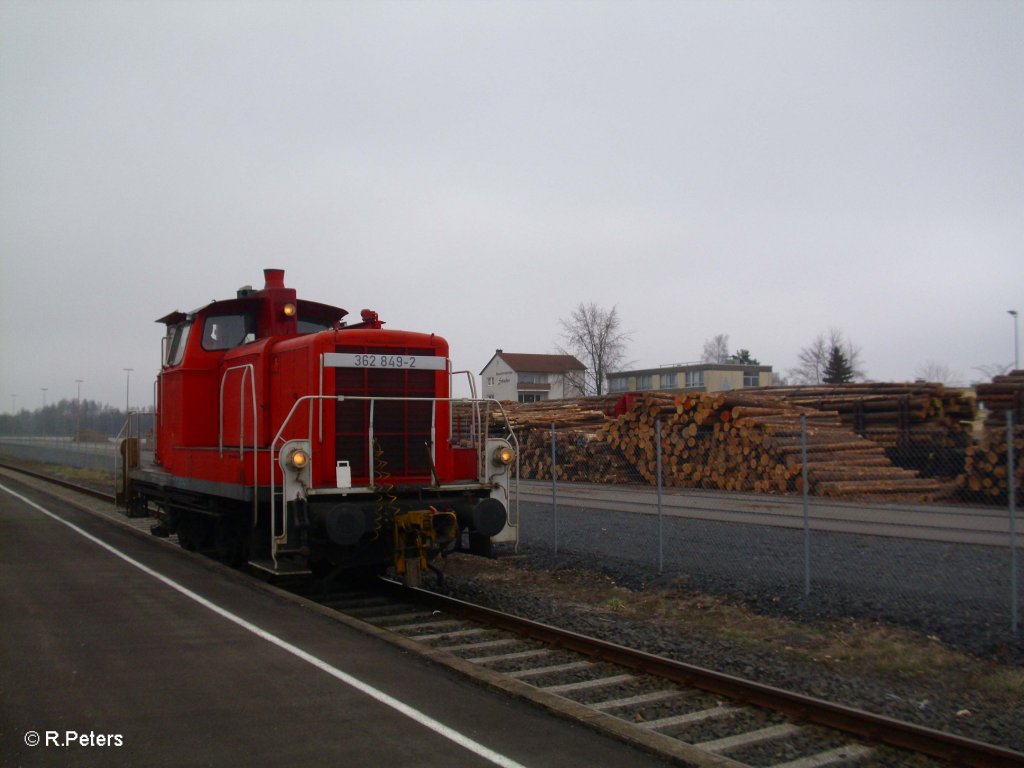 362 849-2 beim Umsetzten in Wiesau/Oberpfalz. 06.04.11