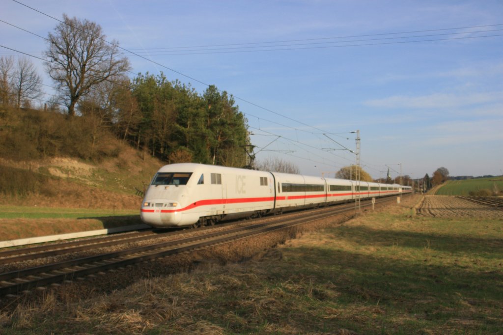 401 015-3 „Regensburg“ bei Fahlenbach. 24.03.11 