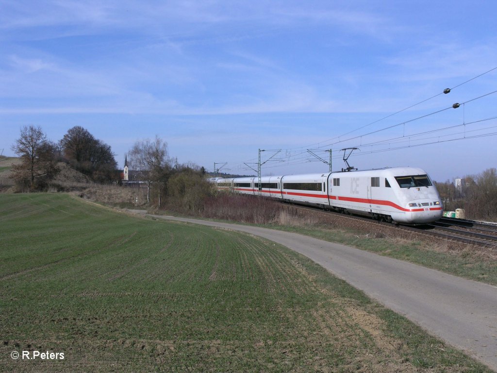 401 015-3  Regensburg  nach Mnchen bei Fahlenbach. 24.03.11