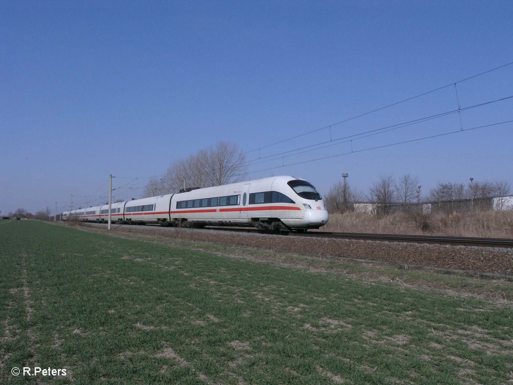 411 054-0  Sonneberg  als ICE1613 Berlin Gesundbrunn - Mnchen bei Podelwitz. 29.03.11