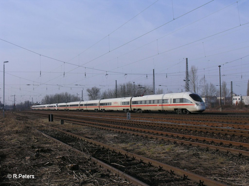 415 003-3  Altenbecken  + 415 020-7  Gotha  ziehen durch Leipzig Schnefeld. 12.03.11