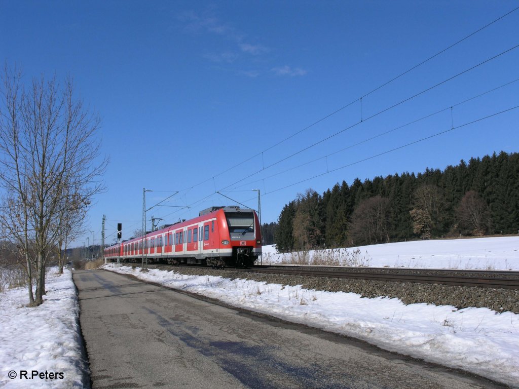 423676-6 verlsst Geltendorf mit der S7855 S8 Mnchen Flughafen. 28.02.09
