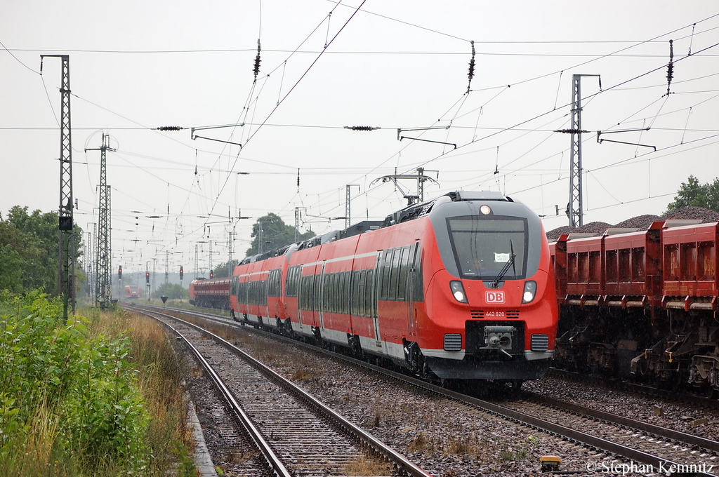 442 120/620 & 442 134/634 in Saarmund Richtung Nudow unterwegs. 21.07.2011