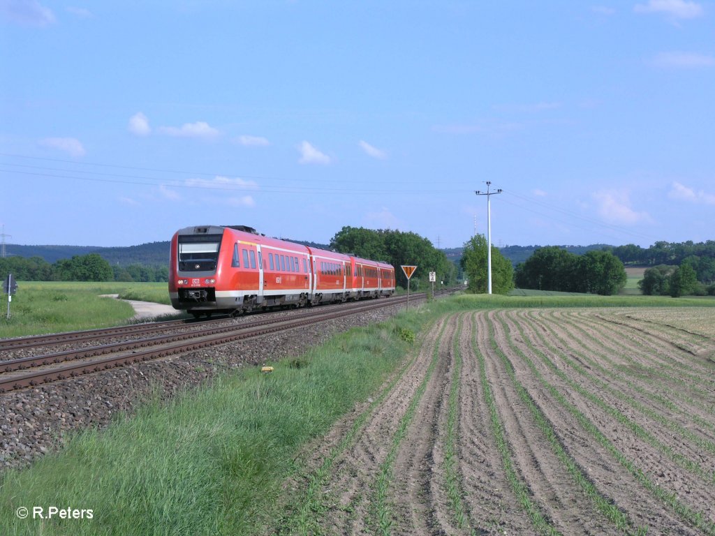 612 056-3 als 3696 nach Hof bei Zeitlarn. 29.05.10