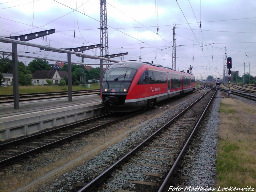 642 051/551 als RB12 aus Graal-M�ritz bei der Einfahrt in den Endbahnhof Rostock Hbf am 22.6.13
