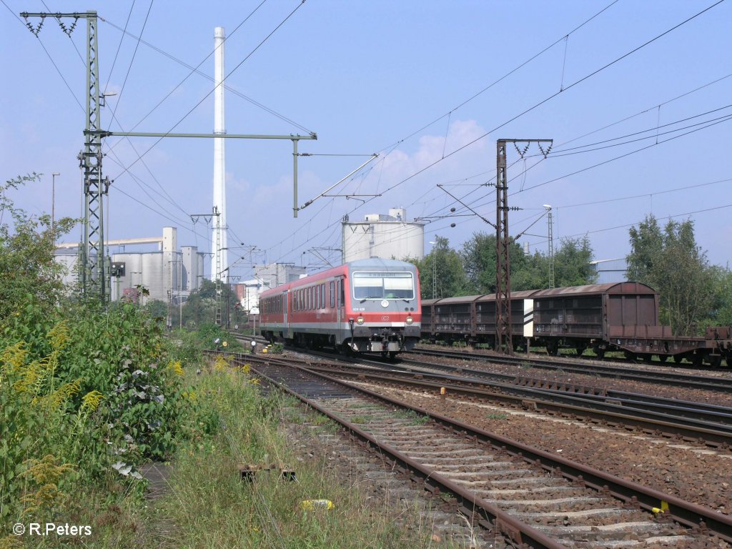 928 420-9 rollt bei Regensburg Ost als RB 32517 Eggmhl. 27.08.09
