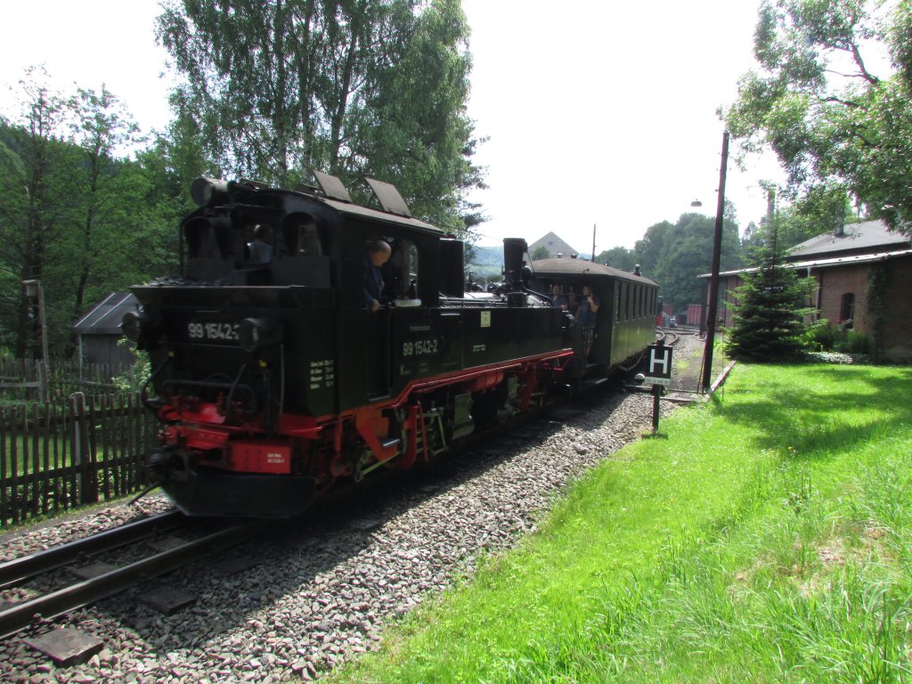 99 1542-2 bei der Ausfahrt aus Jhstadt am 14.Juli.2013