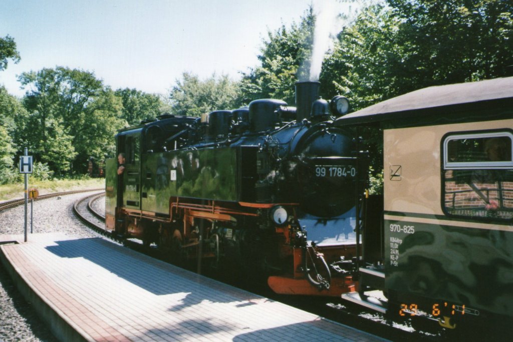 99 1784-0 hielt am 29.Juni.2011 in Sellin Ost(Gescannt)