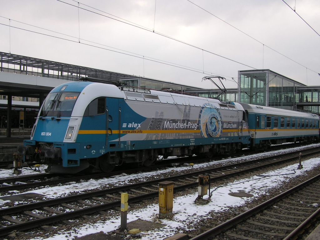 alex-Taurus mit Werbung f�r das M�nchen-Prag-Ticket.