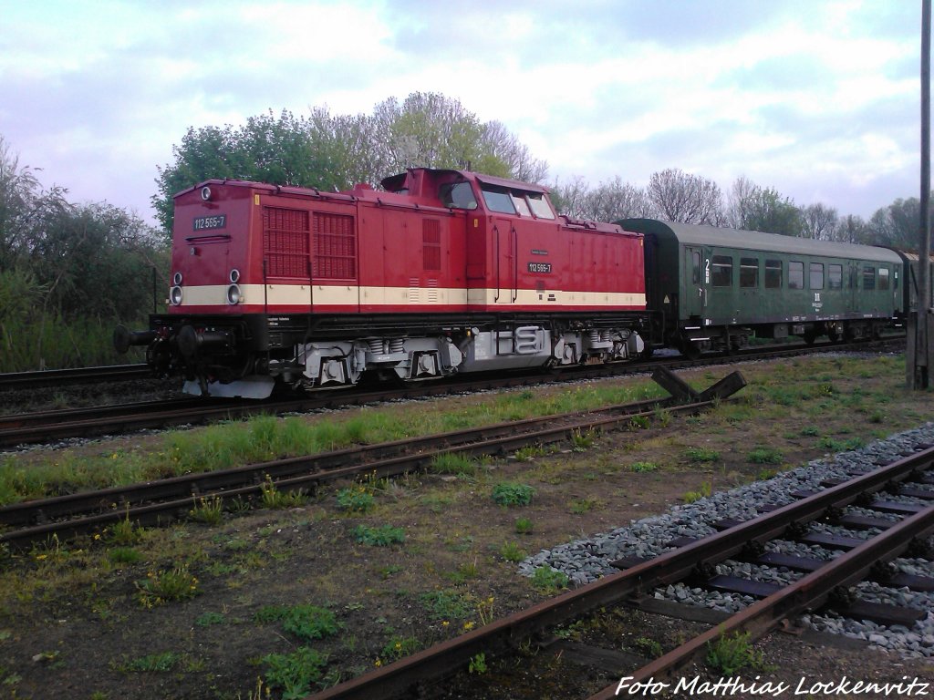 Am Morgen des 10.5.13 standte Bereits 112 565-7 (DB 202 565-8) mit einem Bghw wagen und 3 Begleitwagen sowie die Chemnitzer LVT´s von K�stner Schienenbusreisen in Putbus.