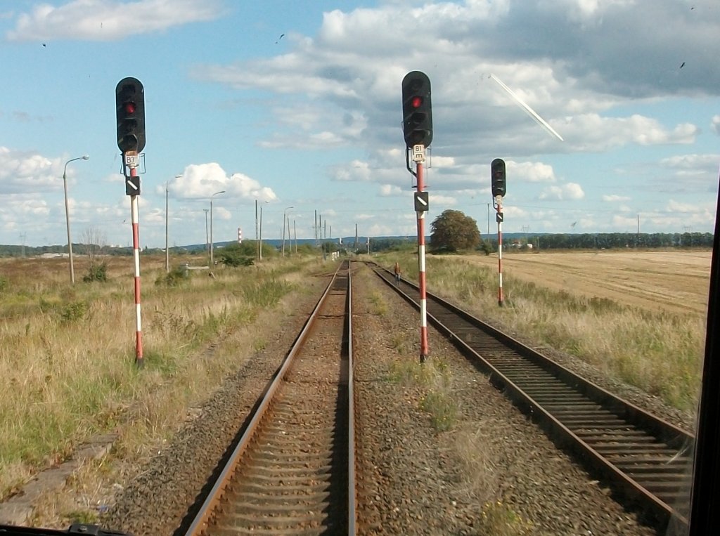 Ausfahrsignale nach Szczecin Gumience in Stobno Szczecinskie (Strecke Pasewalk-Szczecin) am 04.September 2010.
