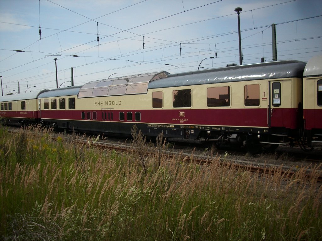 Aussichtswagen vom TEE-Rheingold am 15.August 2009 abgestellt in Bergen/Rgen.