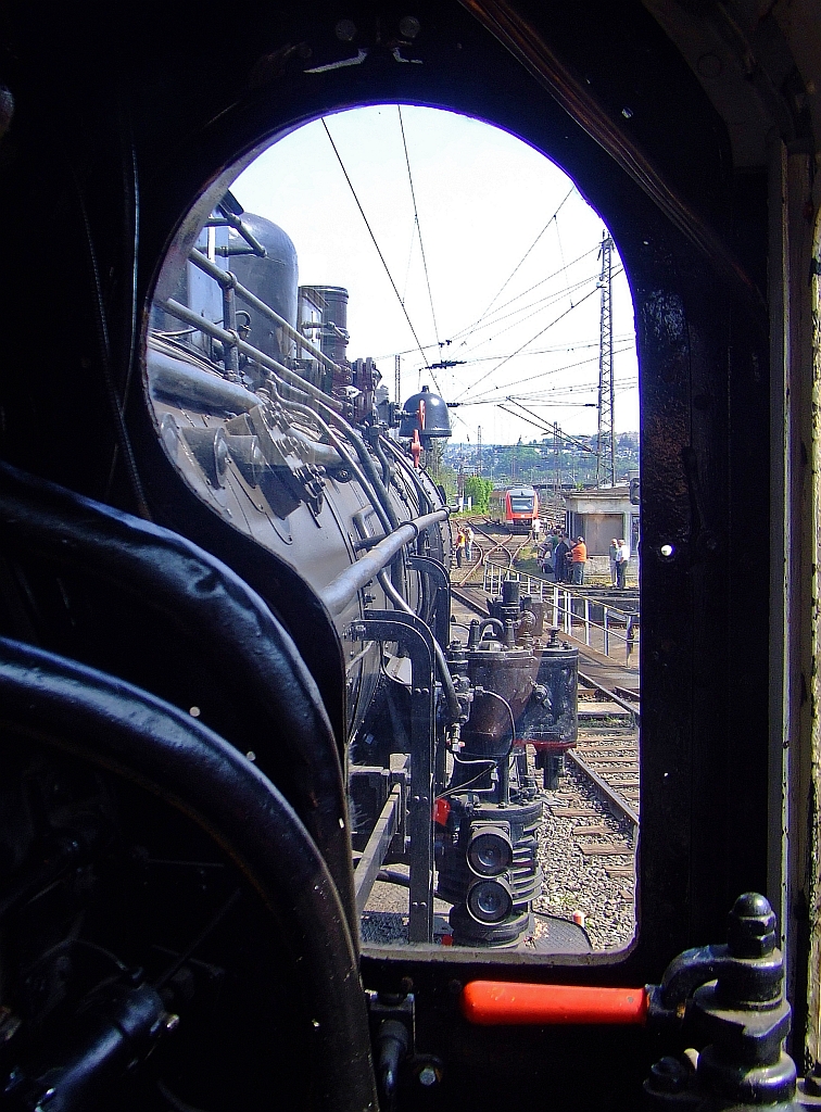 Blick wie ein Lokfhrer von der 57 3088 (ex G10 6011 Halle) am 29.04.2007 im Sdwestflische Eisenbahnmuseum, Siegen.