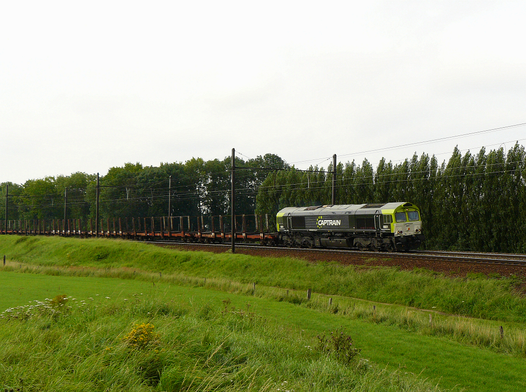 Captrain Lok Nummer 6601 in Ekeren am 12-08-2011.