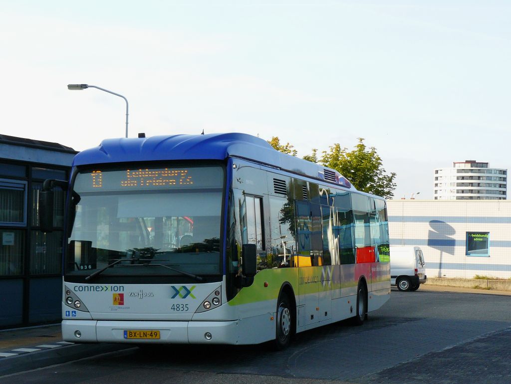 Connexxion 4835 Leiden De Vink 31-07-2011.