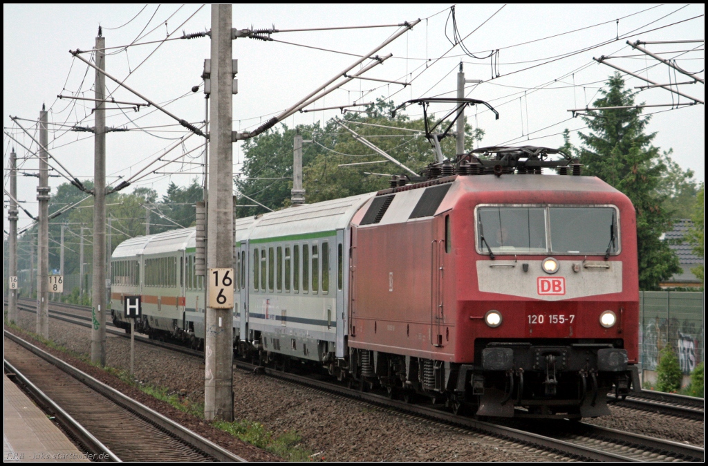 DB 120 155-7 mit EC 341 nach Krakow Glowny (gesehen Berlin Staaken 02.06.2010)