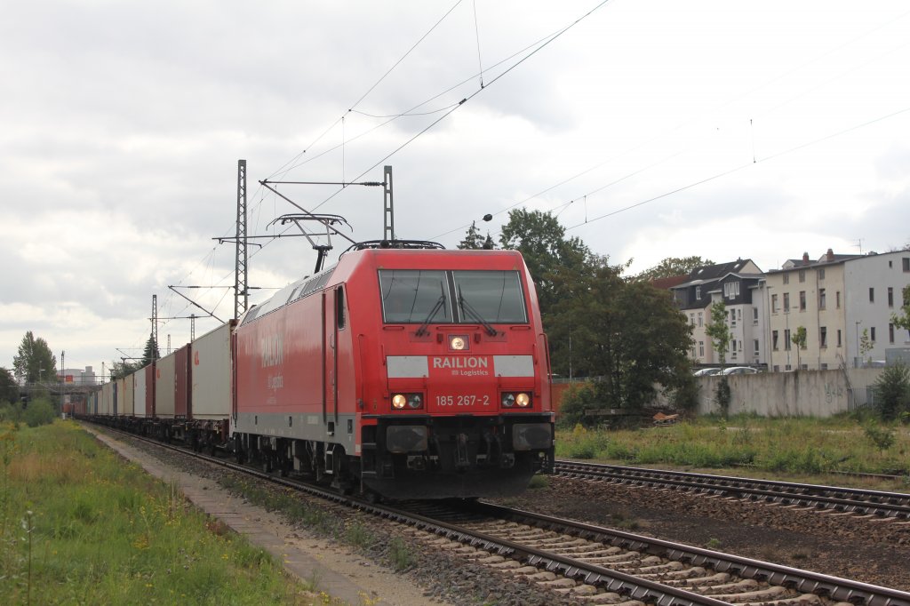 DB 185 267-2 mit Containerzug in Hamburg Unterelbe am 16.09.2011 