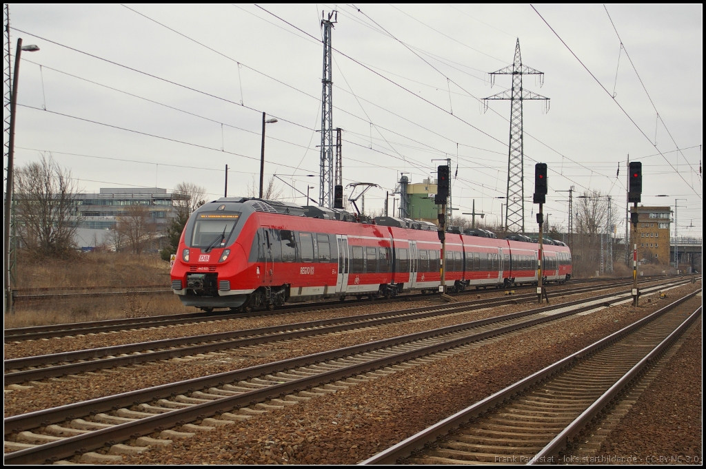 DB Regio 442 321 als RE7 Wnsdorf-Waldstadt am 03.04.2013 in Berlin Schnefeld Flughafen