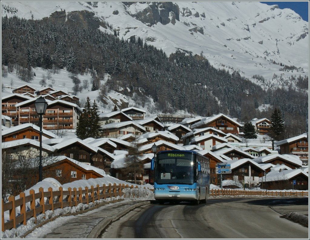 Ein Bus nach Albinen am Ortsausgang von Leukerbad.
6. Feb. 2012