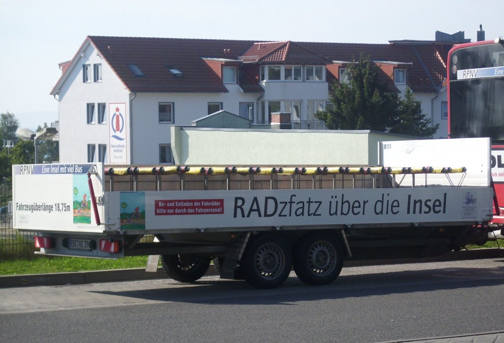 Fahrradanh�nger der RPNV in Sassnitz.
