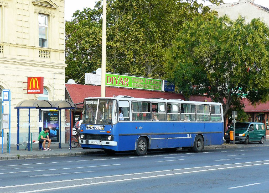 Ikarus 260 Margit Krut Budapest 03-09-2011.