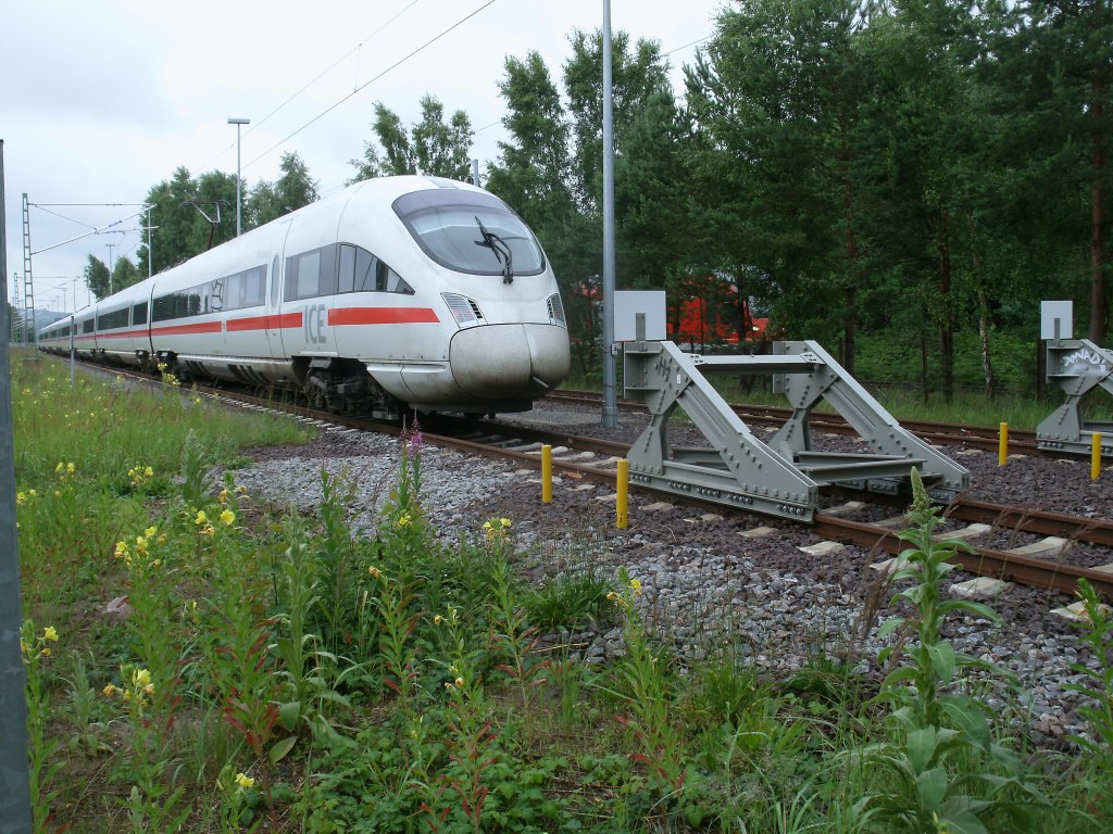 In der Binzer Abstellanlage stand,am 29.Juni 2013,der ICE 411 091 der noch am selben Tag als ICE 1715 von Binz nach M�nchen fuhr.