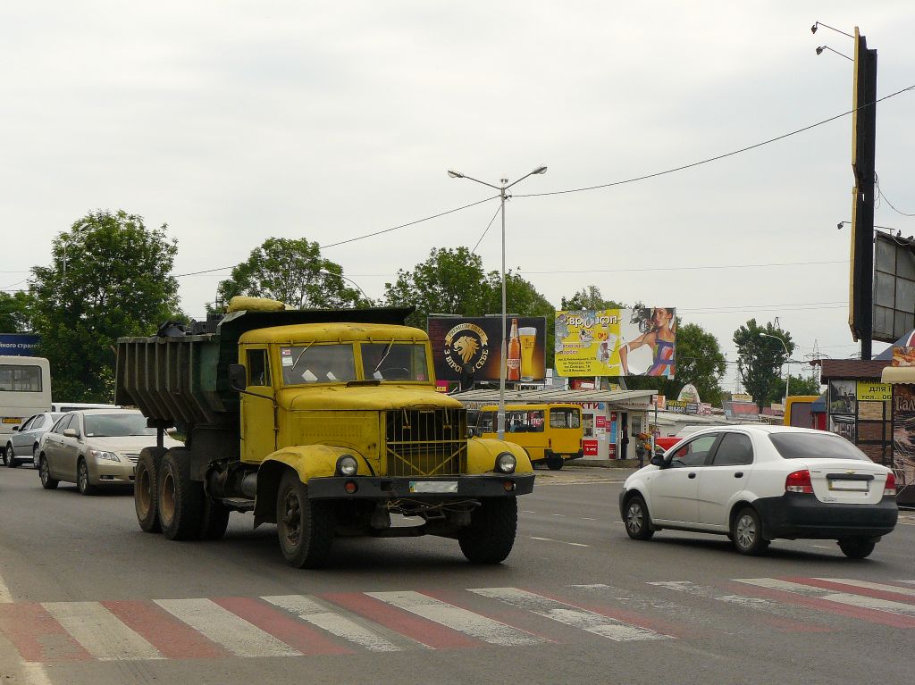 KRAZ 256  Vul. Bohdana Khmel'nyts'koho, Lviv, Ukraine 30-05-2012.